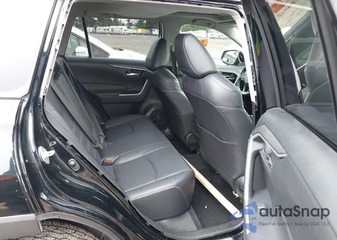 2019 Toyota Rav4 Xle Premium z USA, uszkodzony, nr VIN JTMA1RFV6KD522460